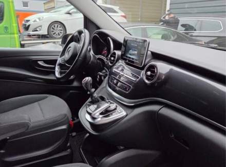 Mercedes-Benz - V-class