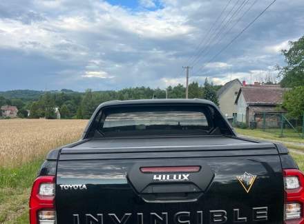 Toyota - Hilux