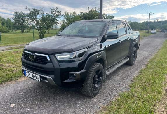 Toyota - Hilux