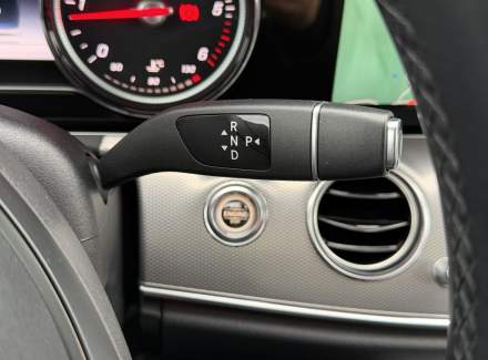 Mercedes-Benz - E-class