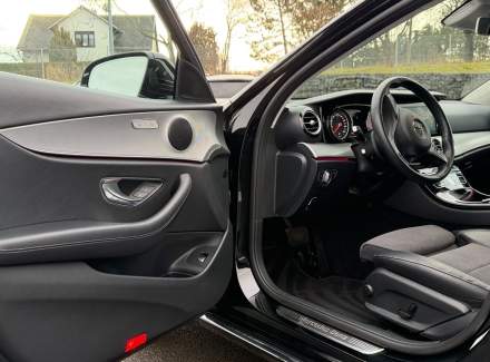 Mercedes-Benz - E-class