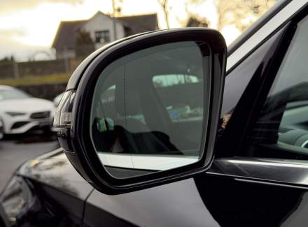 Mercedes-Benz - E-class