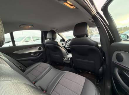 Mercedes-Benz - E-class