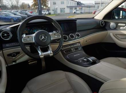 Mercedes-Benz - E-class