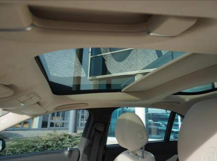 Mercedes-Benz - E-class