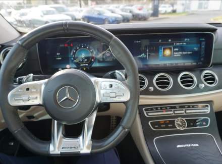 Mercedes-Benz - E-class