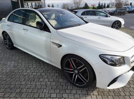 Mercedes-Benz - E-class