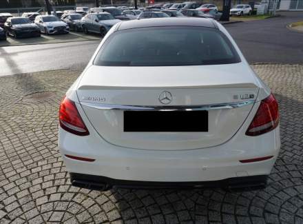 Mercedes-Benz - E-class