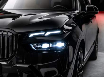 BMW - X7