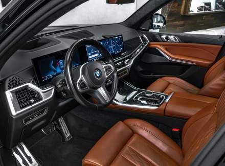 BMW - X7