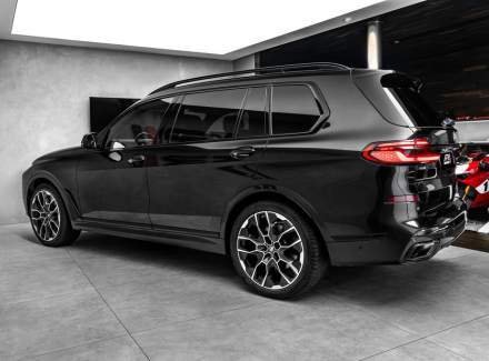 BMW - X7