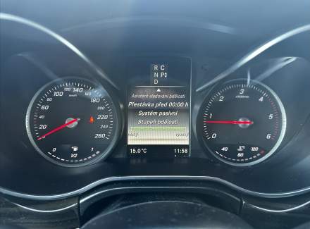 Mercedes-Benz - V-class