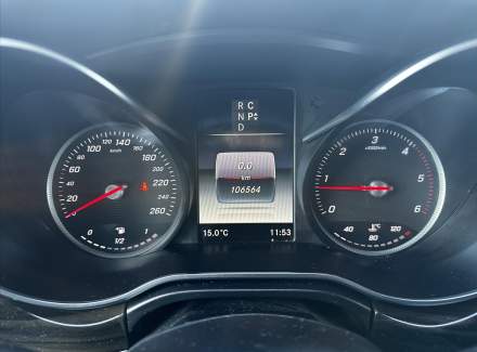 Mercedes-Benz - V-class