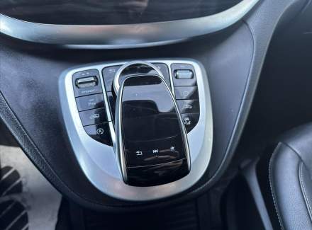 Mercedes-Benz - V-class