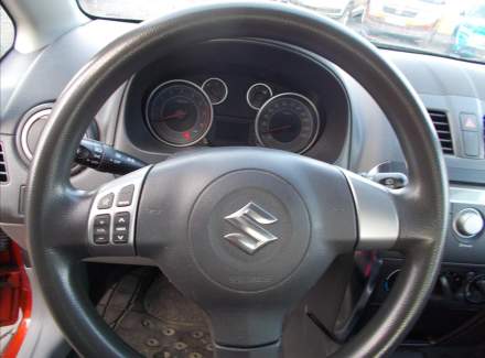 Suzuki - SX4