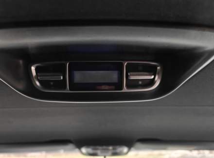 Mercedes-Benz - V-class