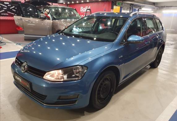 Volkswagen - Golf