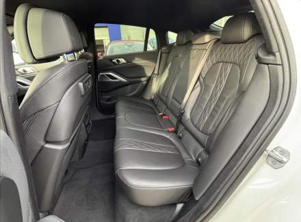BMW - X6