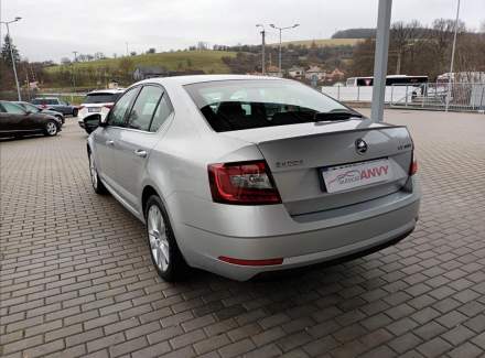 Škoda - Octavia