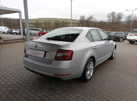 Škoda - Octavia