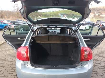 Toyota - Auris