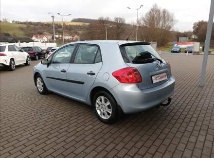 Toyota - Auris