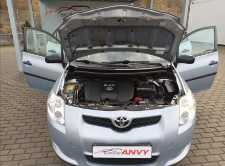 Toyota - Auris