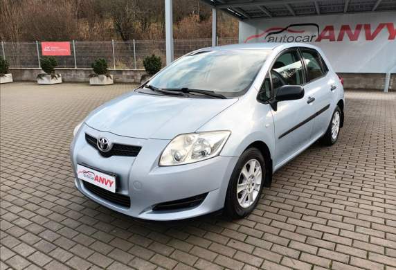 Toyota - Auris