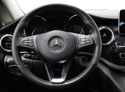 Mercedes-Benz - V-class