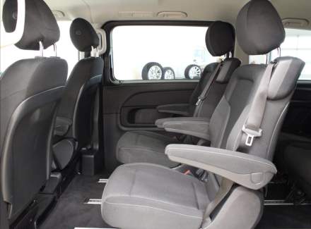 Mercedes-Benz - V-class