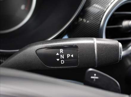 Mercedes-Benz - V-class