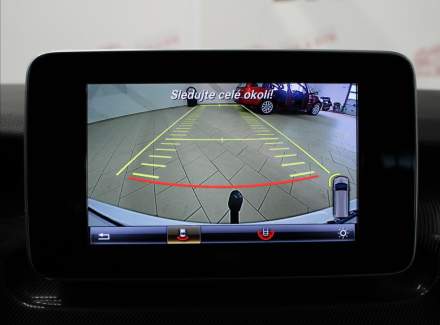 Mercedes-Benz - V-class