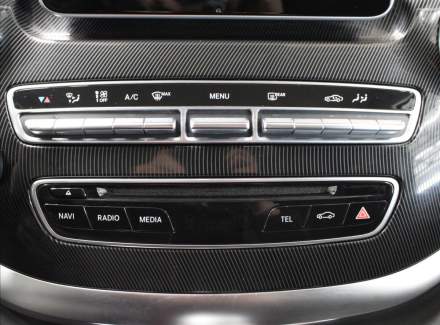 Mercedes-Benz - V-class