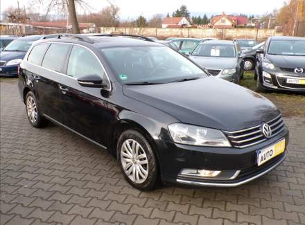 Volkswagen - Passat