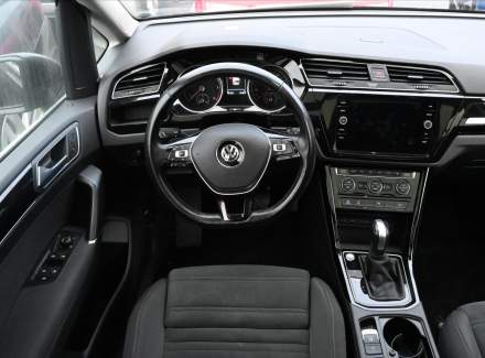 Volkswagen - Touran