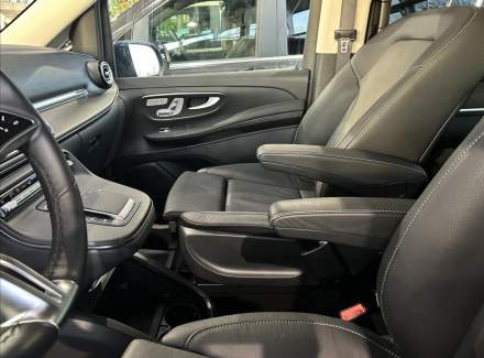 Mercedes-Benz - V-class