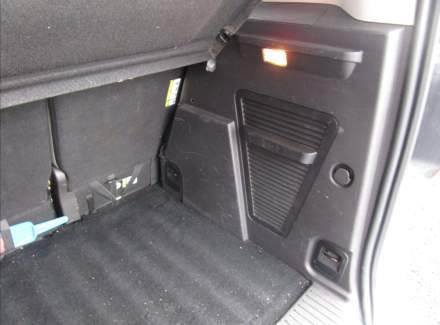 Ford - Tourneo Courier