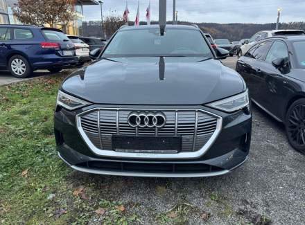 Audi - E-tron