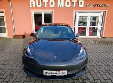 Tesla - Model 3
