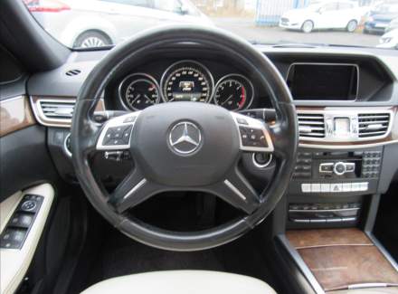 Mercedes-Benz - E-class