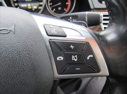 Mercedes-Benz - E-class