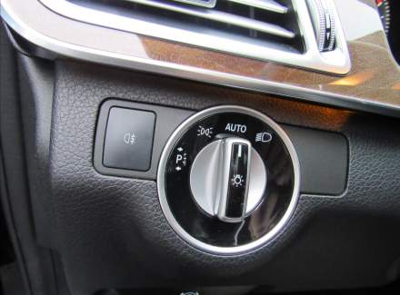 Mercedes-Benz - E-class