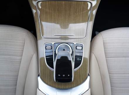 Mercedes-Benz - C-class