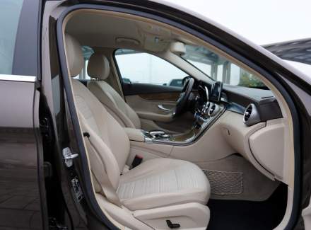 Mercedes-Benz - C-class