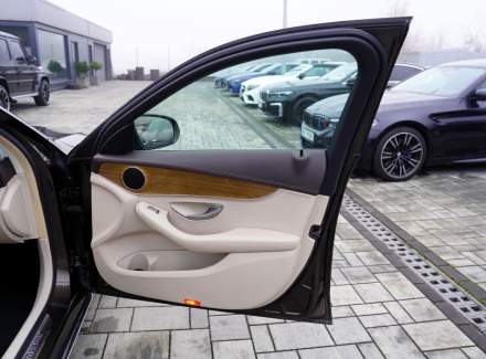 Mercedes-Benz - C-class