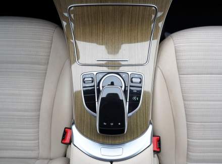 Mercedes-Benz - C-class