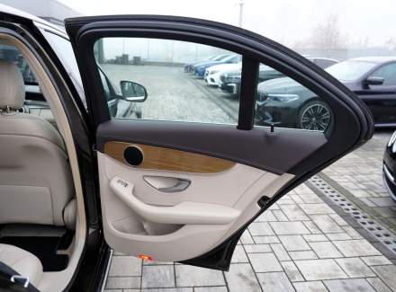 Mercedes-Benz - C-class