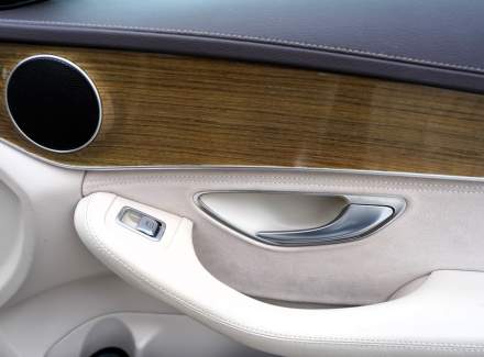 Mercedes-Benz - C-class