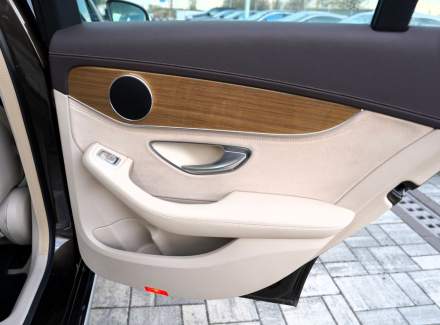 Mercedes-Benz - C-class