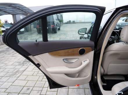 Mercedes-Benz - C-class